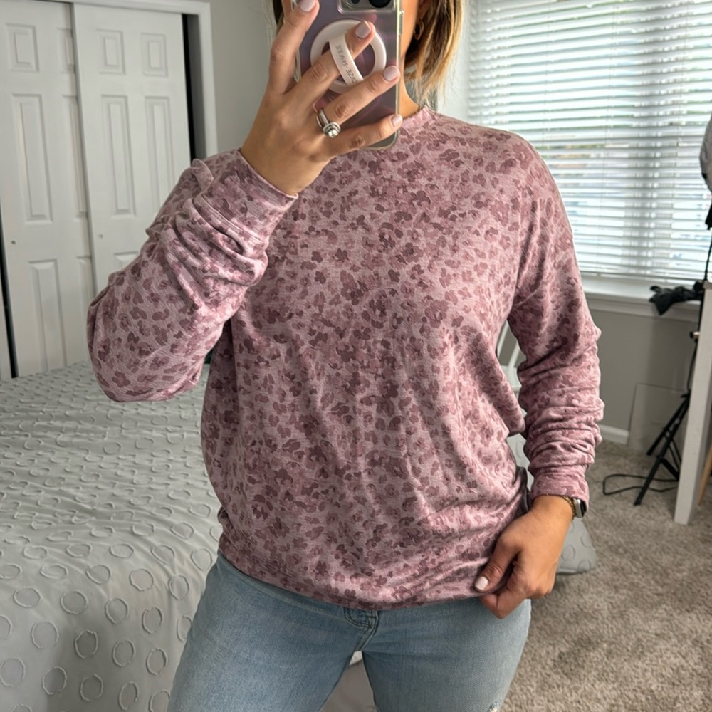ATHLETA Lightweight, Thin Sweatshirt Purple/Mauve Size S